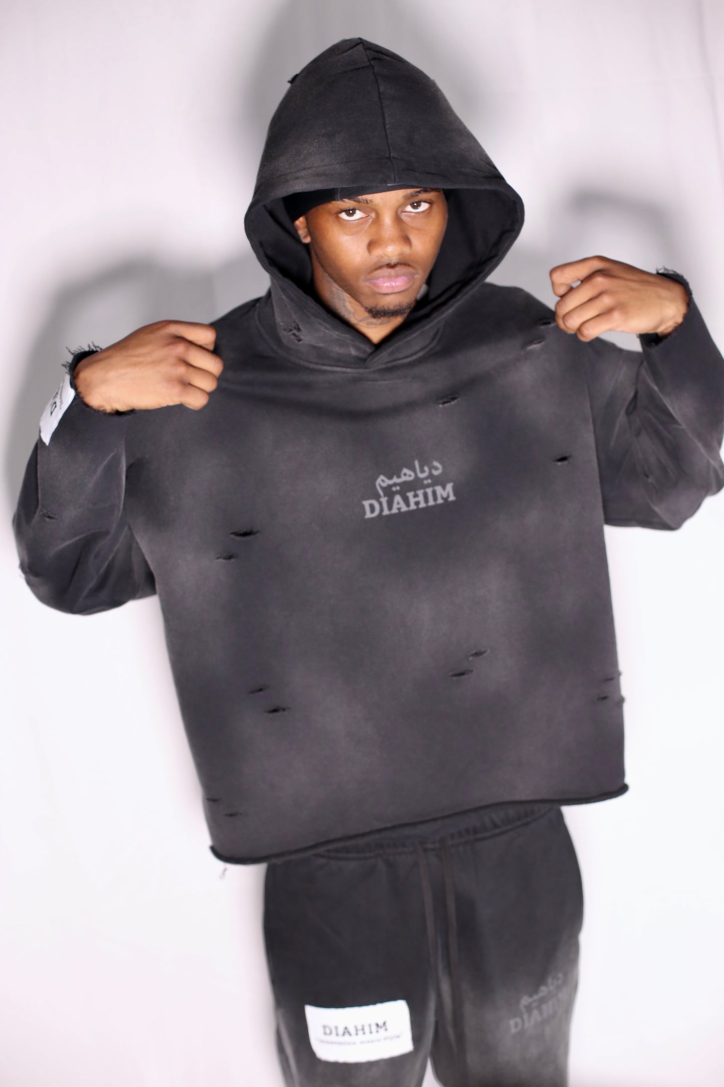 CROPPED HOODIE