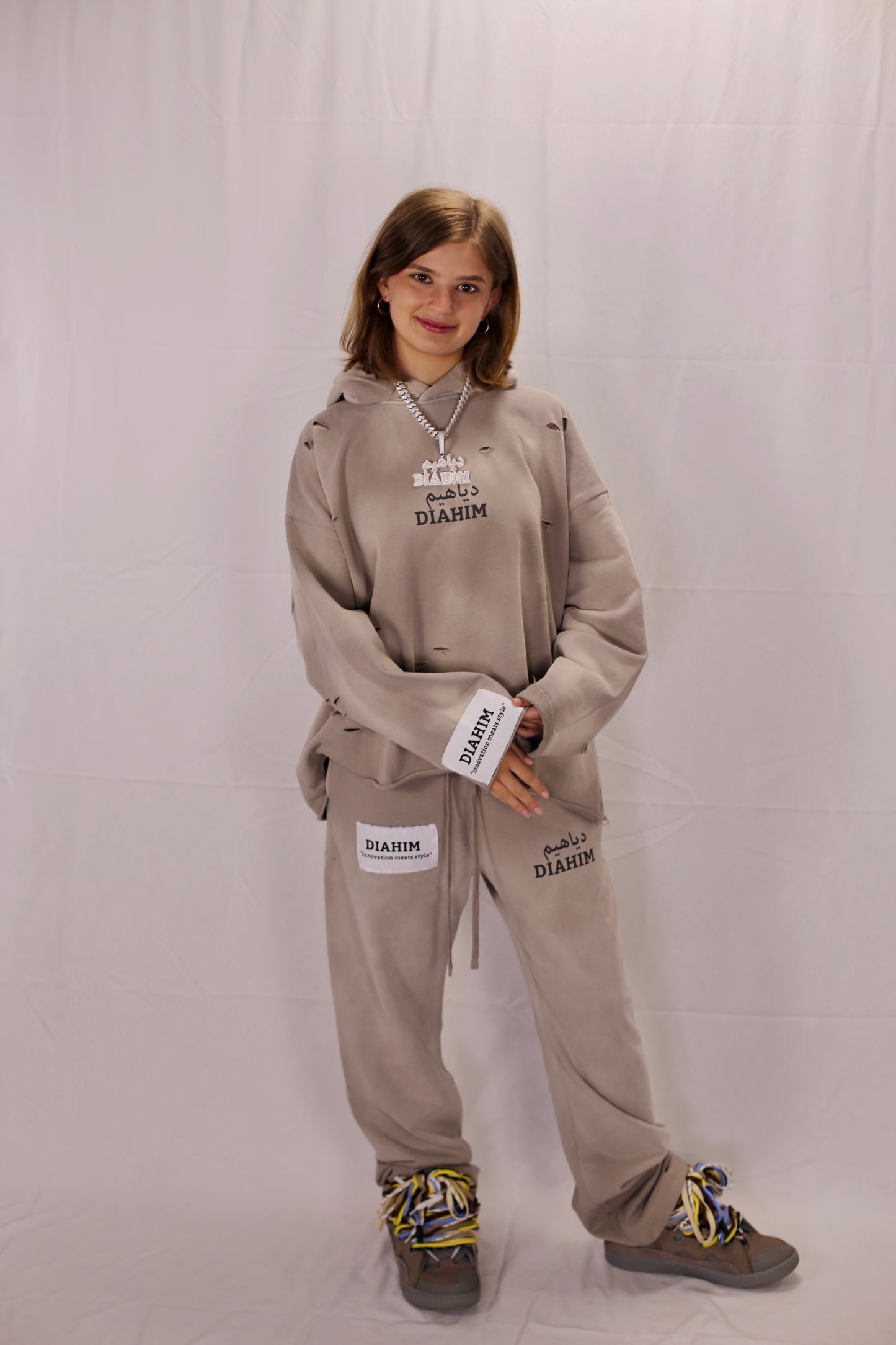 CROPPED HOODIE
