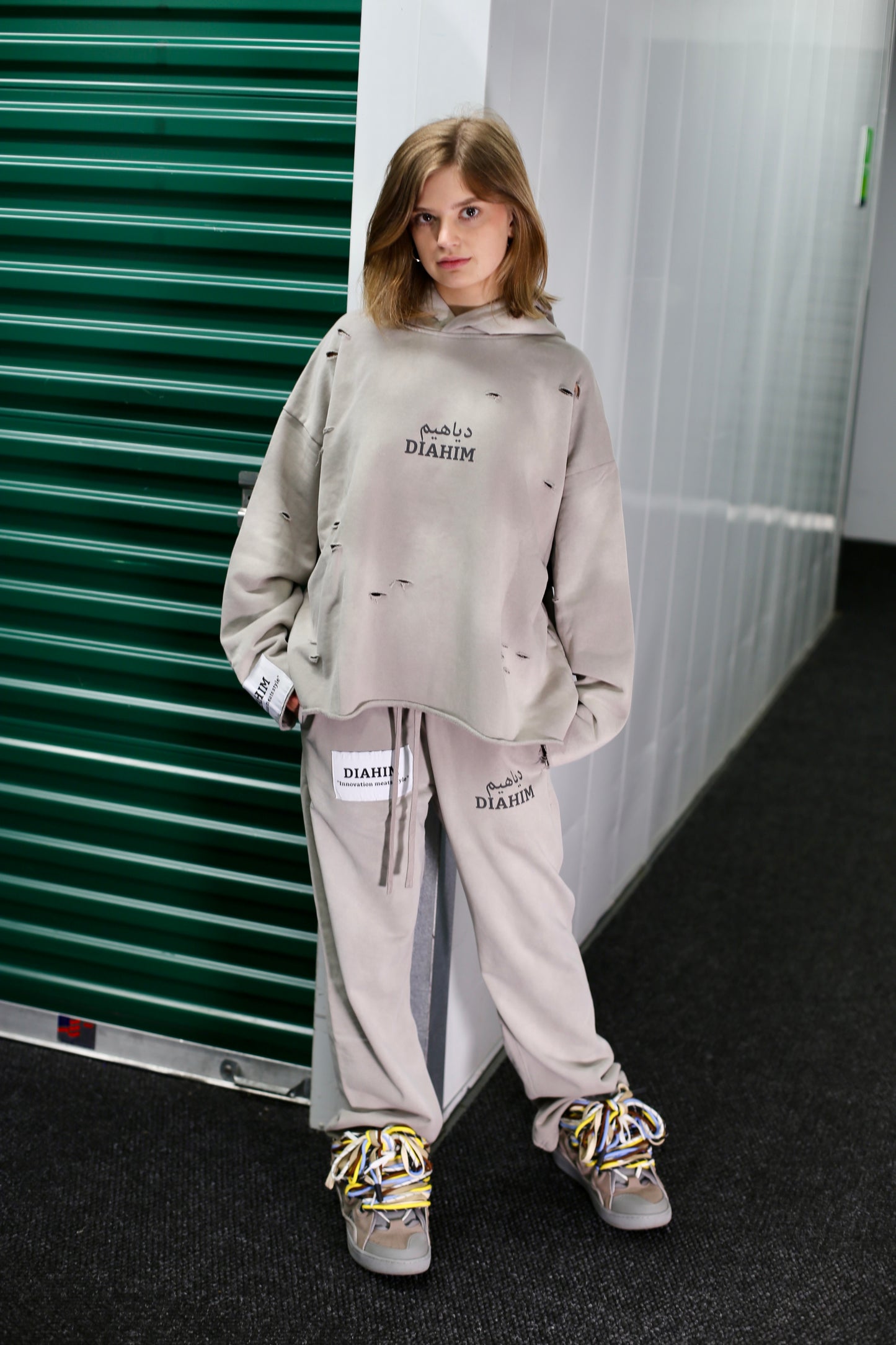 CROPPED HOODIE