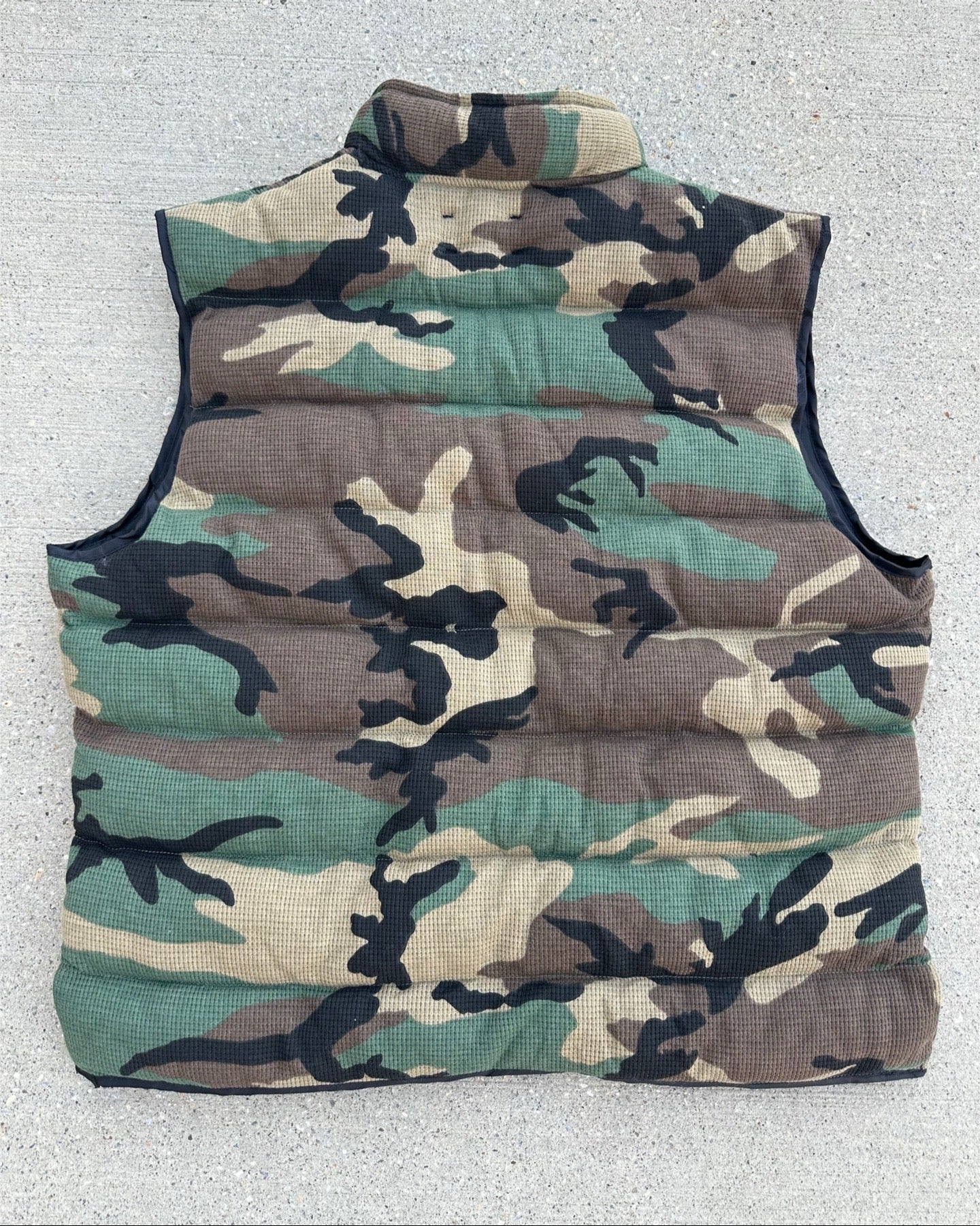 EANKABUT VEST
