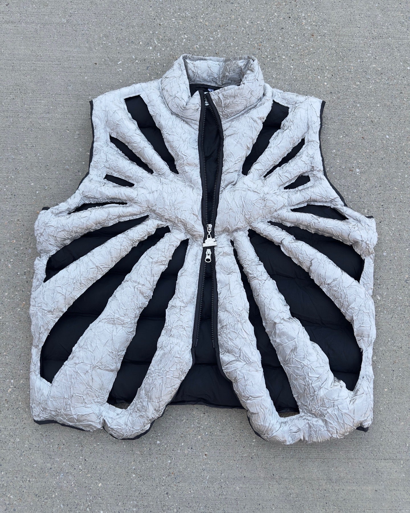 EANKABUT VEST